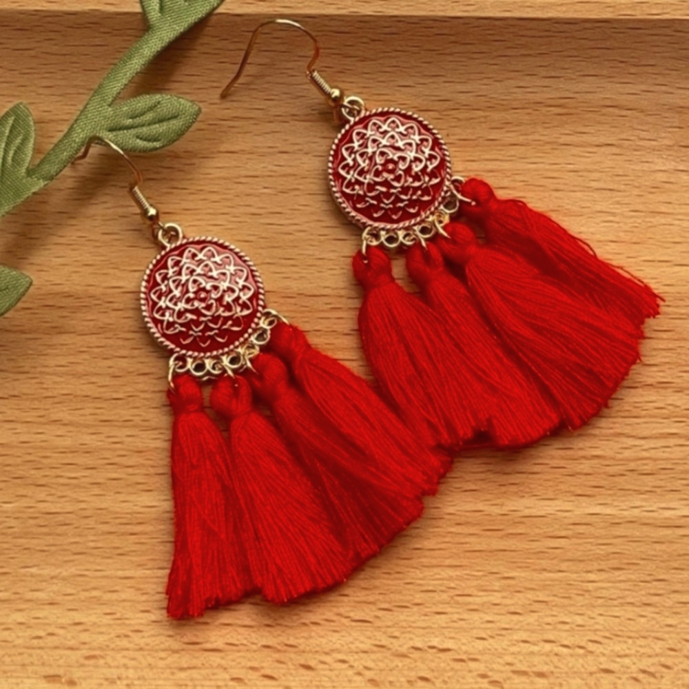 SALE NEW Bohemian Red Fringe Earrings - Picture 2 of 4